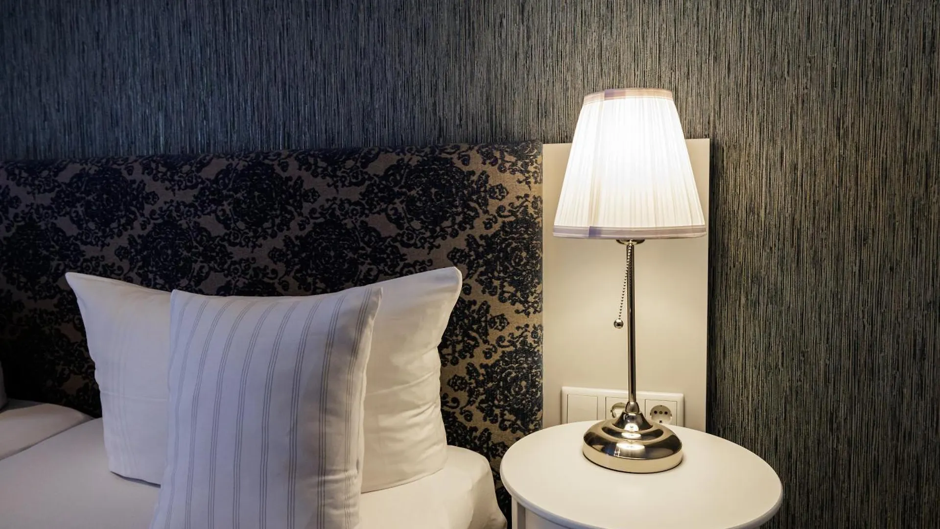 ***  Flair Hotel Zum Storchen Bad Windsheim Γερμανία